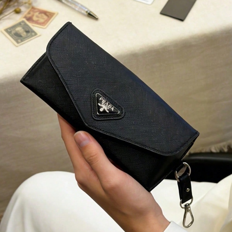 Prada Black Leather Eyeglass C - Women Bags Prada 评论和价格