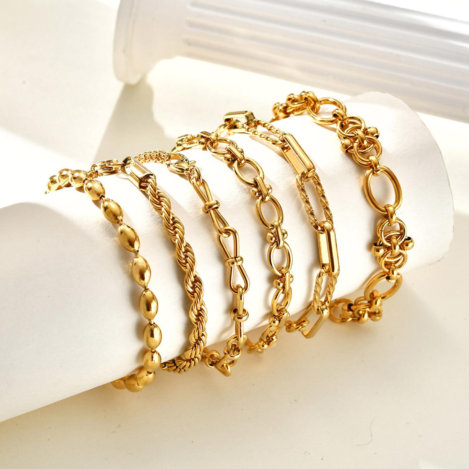 Gold Plated Chunky Chain Brace - Women Bags Price 评论和价格