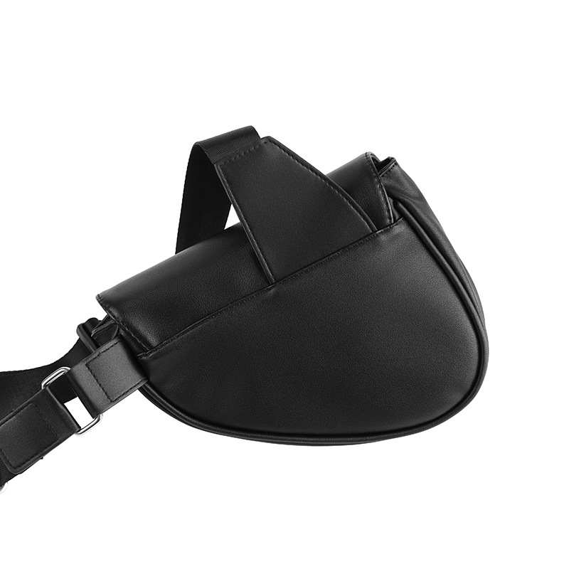 Men PU Male Breast Bag Casual  - Saddle Bag Leather 评论和价格