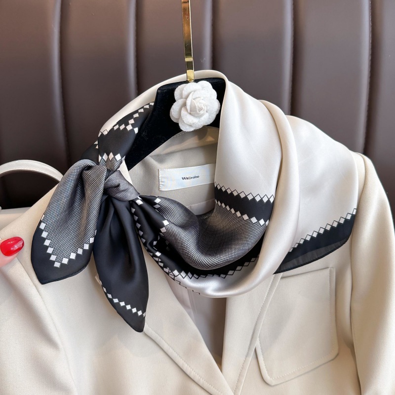 New Luxury Horse Pattern Silk  - Women Bags Office 评论和价格