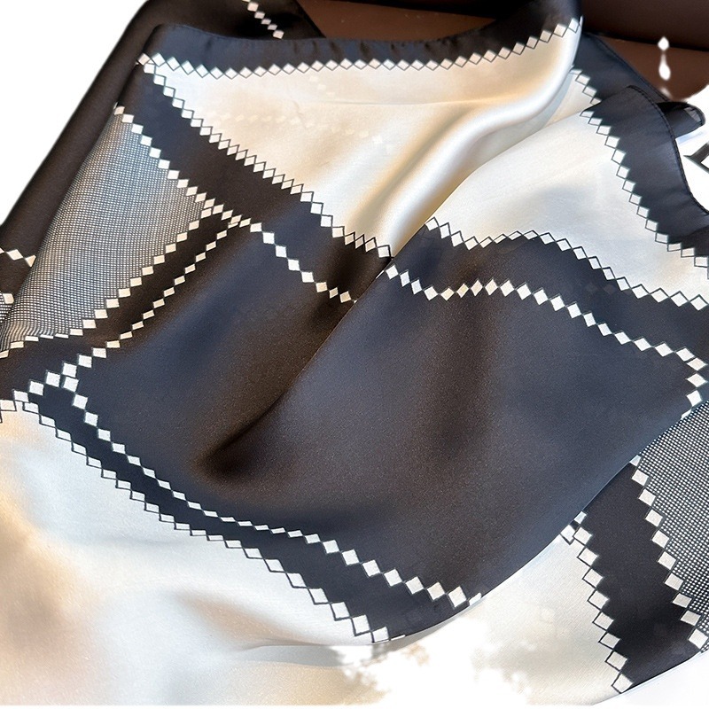 New Luxury Horse Pattern Silk  - Women Bags Office 评论和价格